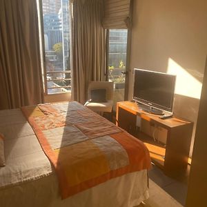 Estudio Deluxe con Cama Queen